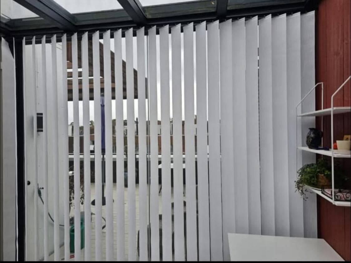 Lamellgardiner i moderne kontor